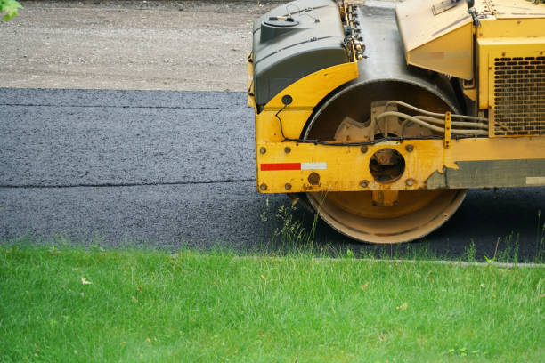 Best Decorative Concrete Driveways  in Wyandotte, MI